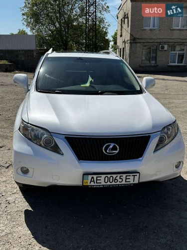 Lexus