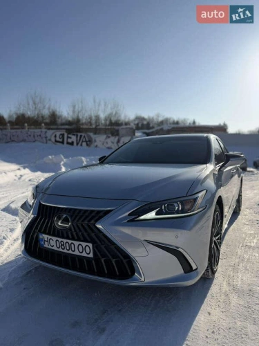 Lexus