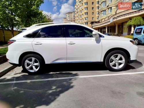 Lexus