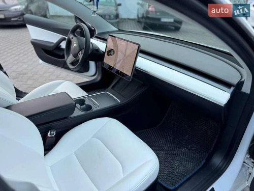 Tesla