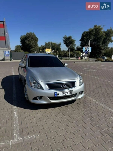 Infiniti