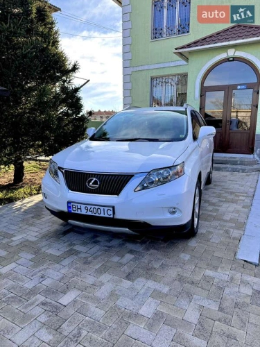 Lexus