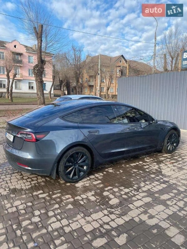 Tesla