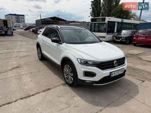 Volkswagen T-Roc 2021