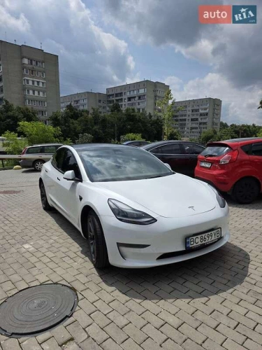 Tesla