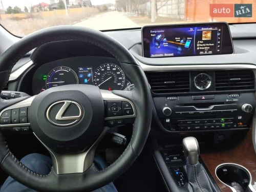 Lexus