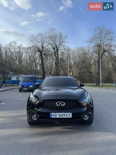 Infiniti