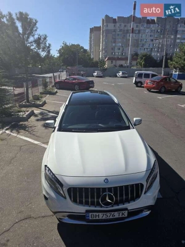 Mercedes-Benz