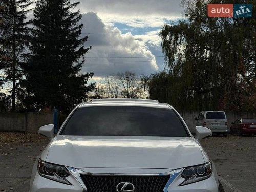 Lexus