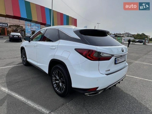 Lexus