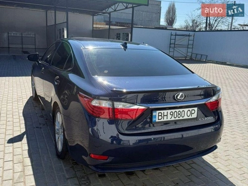Lexus