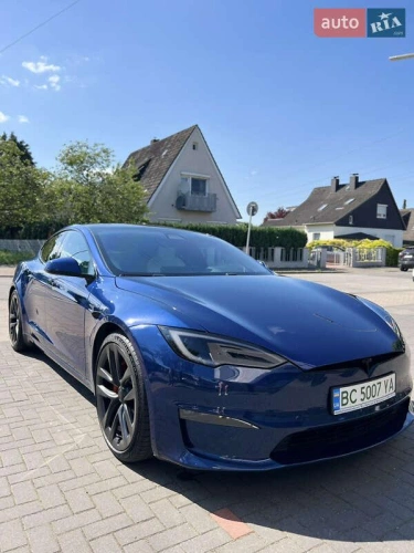 Tesla