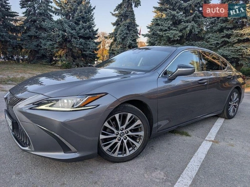 Lexus