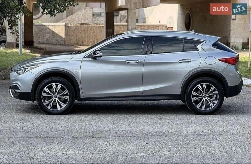 Infiniti