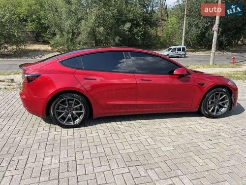 Tesla
